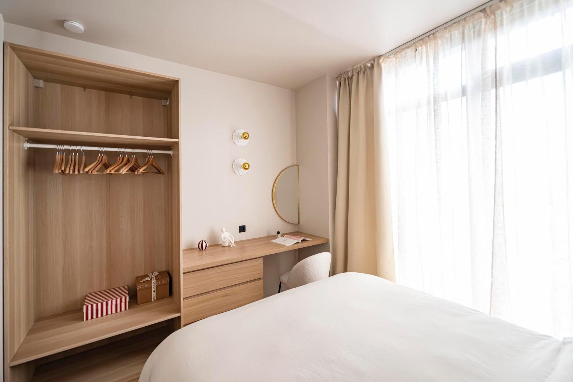 The Olympia Suite - Duke Housing Париж Екстериор снимка